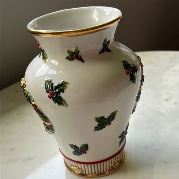 Waterford White and Gold Holiday Vase - Picture 6 of 7